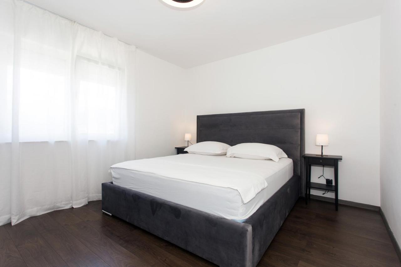 Mirni Kutak Apartment *